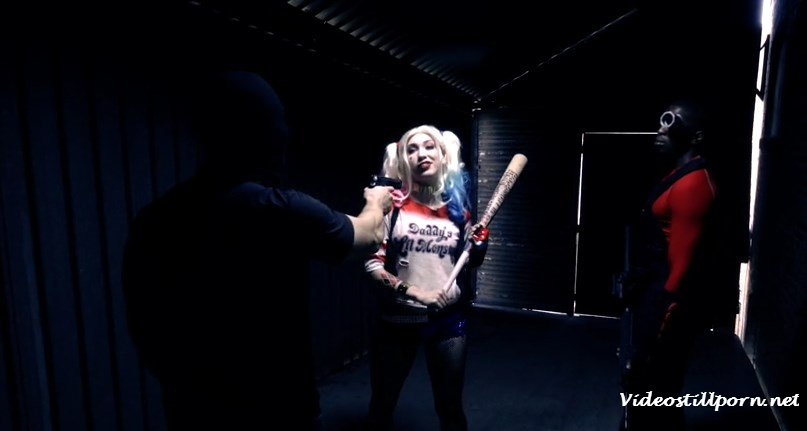 Ряженые любители ролевых квестов, занимаются горячей любовью забыв о сюжете.